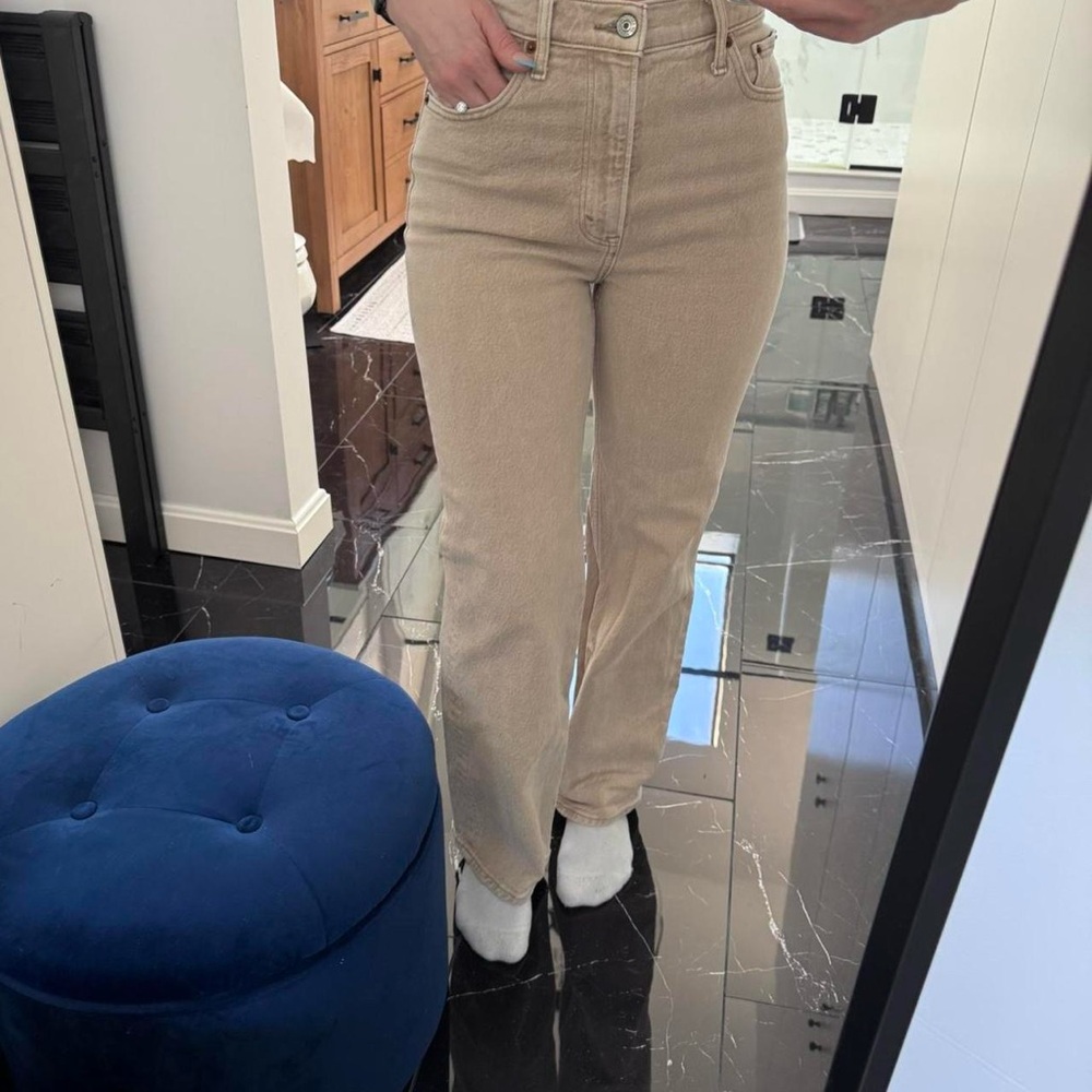 Abercrombie & Fitch Straight-Leg Jeans in Light Beige